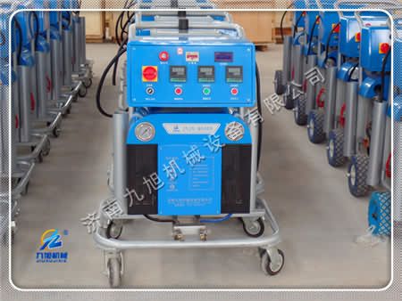 聚氨酯軟硬低壓發(fā)泡機(jī)有哪些作用